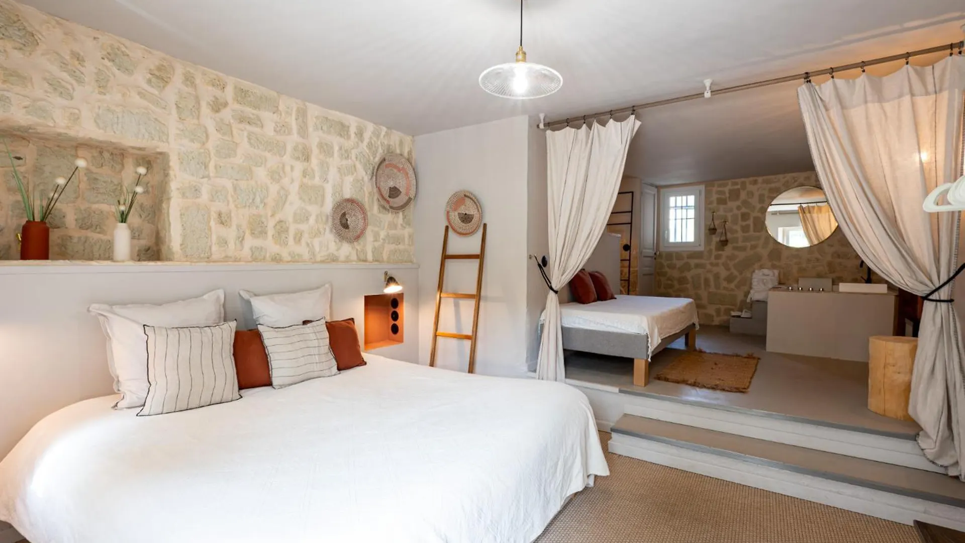 Mas Du Cimai Hotel Evenos 0*,  France